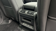 Land Rover Defender 3.0 D350 X-Dynamic SE 110 5dr Auto Diesel Estate